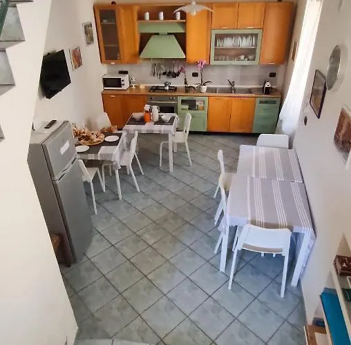 招待所 La Casetta 3*