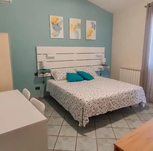 招待所 La Casetta 3*